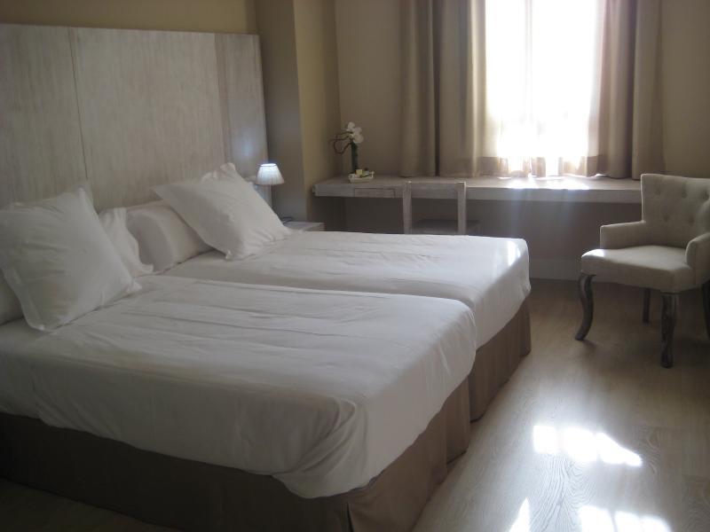 Hotel Altora Томелосо Екстериор снимка