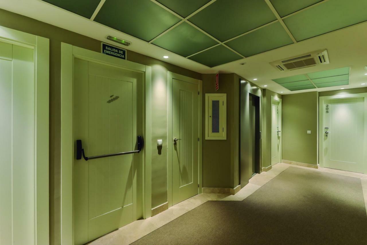 Hotel Altora Томелосо Екстериор снимка