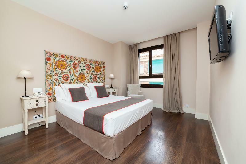 Hotel Altora Томелосо Екстериор снимка