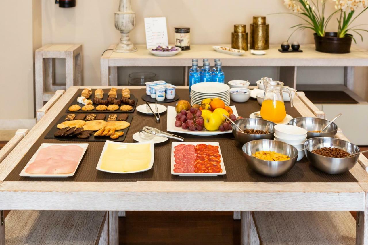 Hotel Altora Томелосо Екстериор снимка